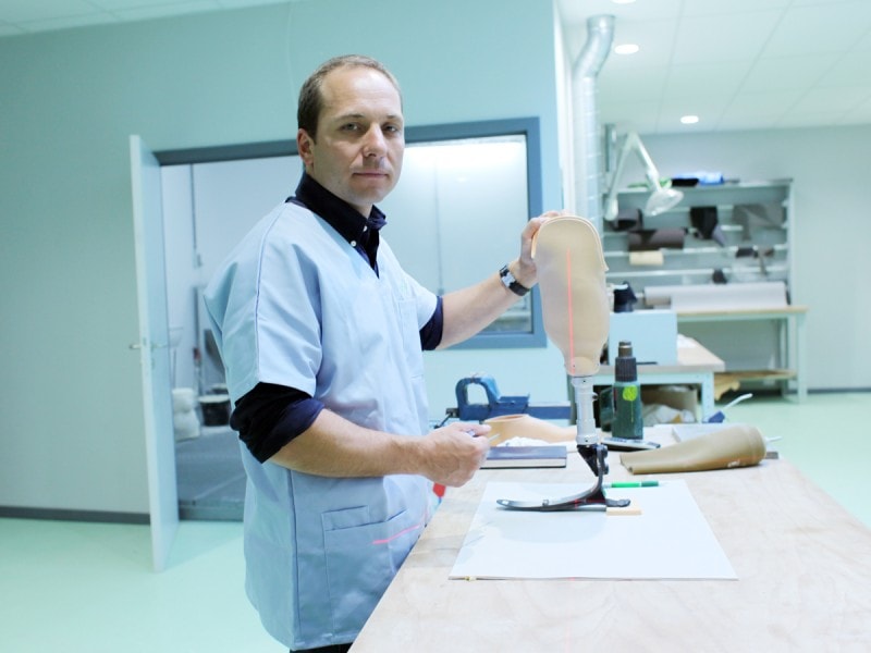 Orthopedia | Orthopédie - Bandagisterie | Liège - Bruxelles - Fabrication de prothèse par un spécialiste de chez Orthopedia